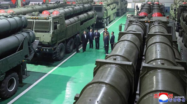 Kim Jong Inspects Rocket Launcher Factory