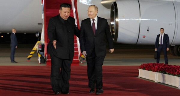 Ким Чен Ын и Владимир Путин укрепляют отношения на исторической встрече